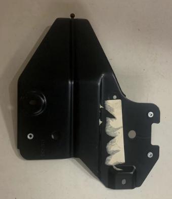 82874083/20748377 BRACKET RH for VOLVO 