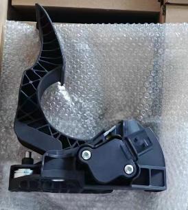 82356368 ACCELERATOR for VOLVO 