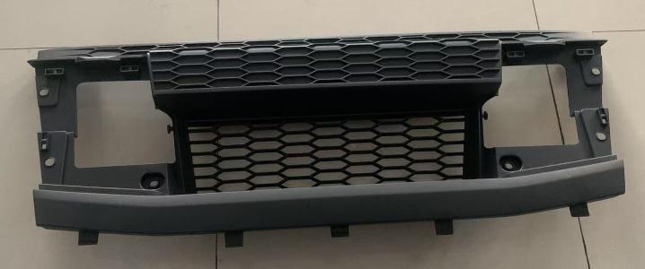 84715946 LOWER GRILLE  for VOLVO 