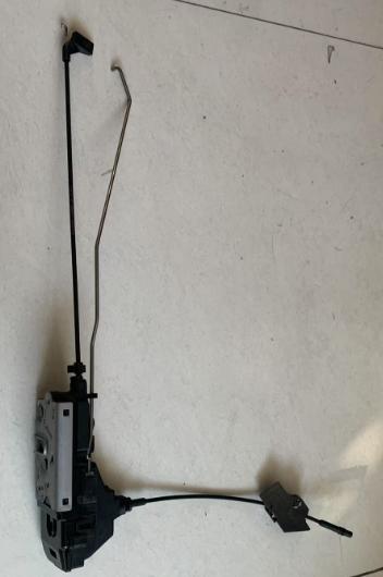 21884395/22945542/23361094/84012028/24112579/24111827 DOOR HEX LOCK(LHD)LH for VO