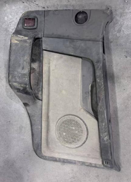 20360625 DOOR INSIDE GARNISH RH for VOLVO 