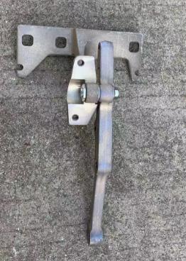 78585333 GRILLE BRACKET RH for VOLVO 