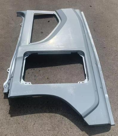 2366137 SIDE BELLY BOARD LH for SCANIA 