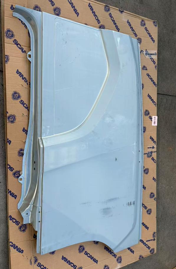 2366139 SIDE BELLY BOARD LH for SCANIA 