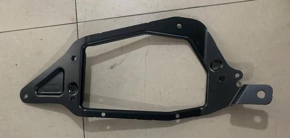 7482704673 FOG LIGHT BRACKET RH for RENAULT 