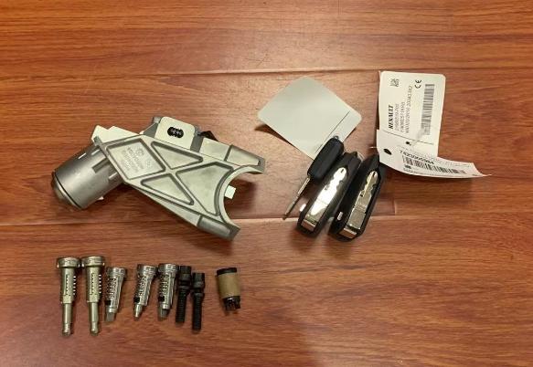 7423005984/7422992535 LOCK CYLINDER SET LOW for RENAULT 