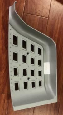 1945874/1837633 FOOT STEP LOWER PANEL RH for  DAF 