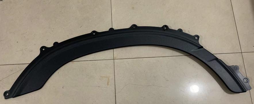 2051453 WHEEL EYEBROW RH for  DAF 