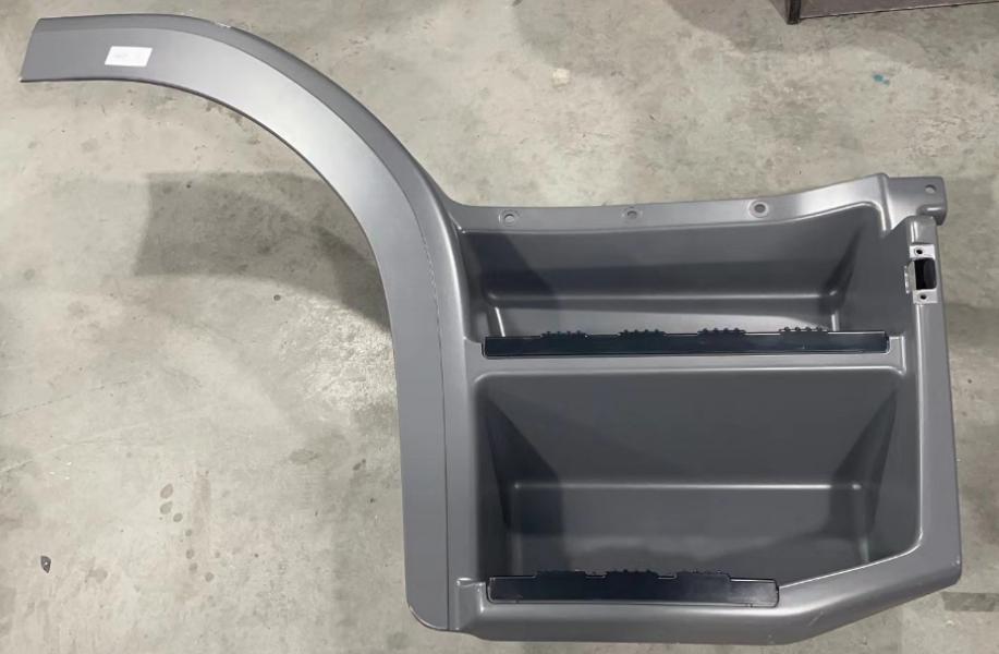 9586601901 FENDER RH for BENZ 