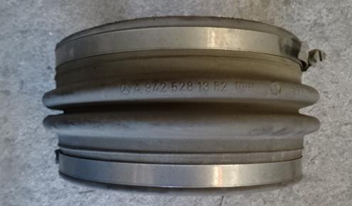 9425281382 PIPE for BENZ 