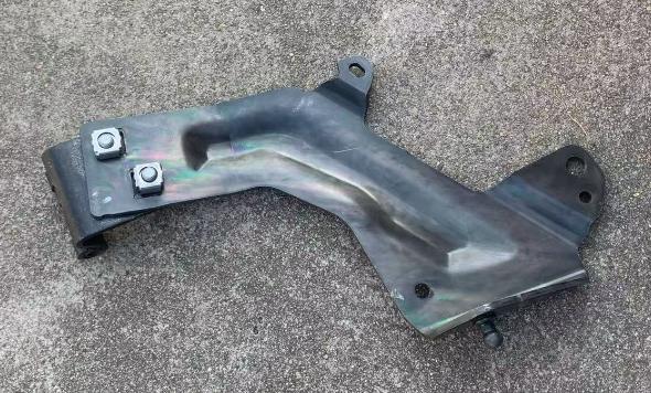 81611456010 PANEL HINGE RH  for MAN  