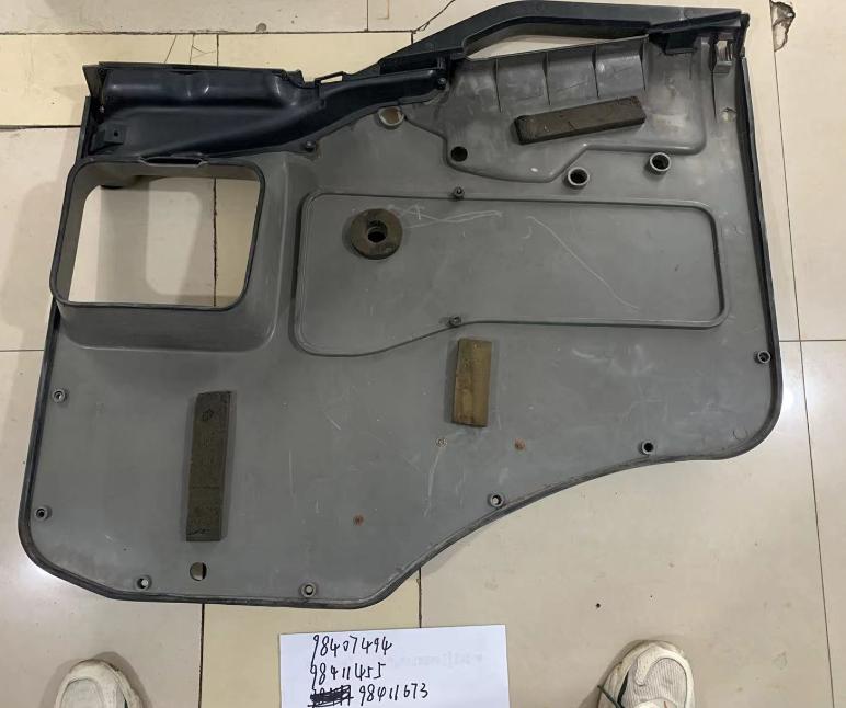 98411872/98407495/98411456 DOOR TRIM RH for  IVECO 
