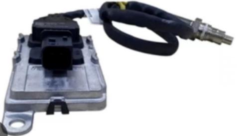 2V5906161B/51154080009/51154080004/51154080015/51154080000/5WK96618B NOX  SENSOR for MAN  