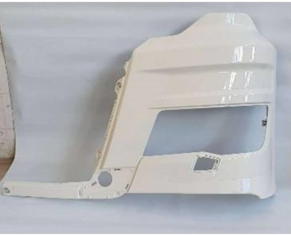 81416105833 HEAD LAMP FRAME(WIHTE)  LH for MAN  