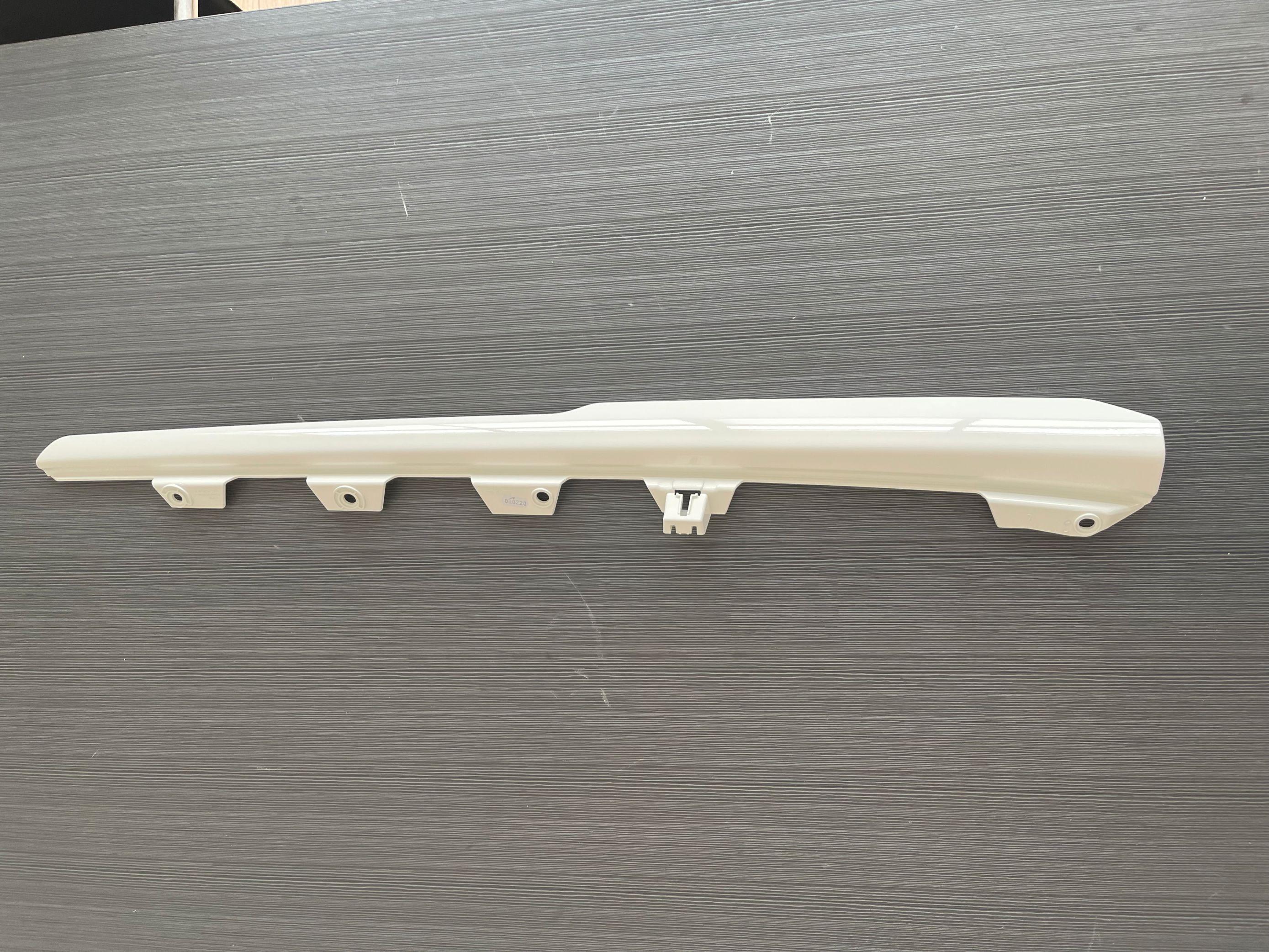 81626100051 LOWER DOOR TRIM LH for MAN  