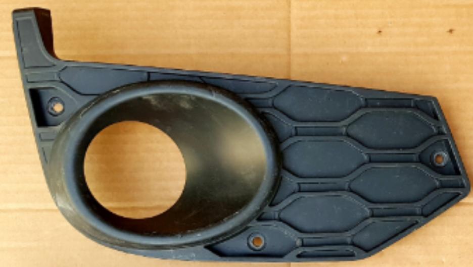 5801562216/5801529859 FOG LIGHT COVER LH for  IVECO 