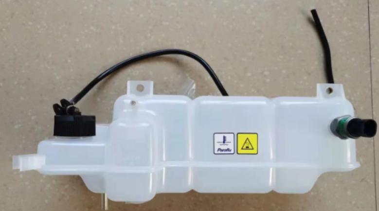 504136607 WATER BOTTLE for  IVECO 