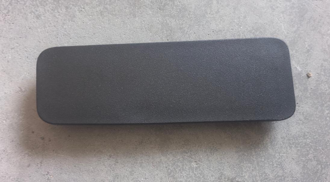 5802407181 WIPER SEAT COVER RH for  IVECO 